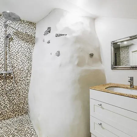 Airhome - Kuninga Lägenhet *