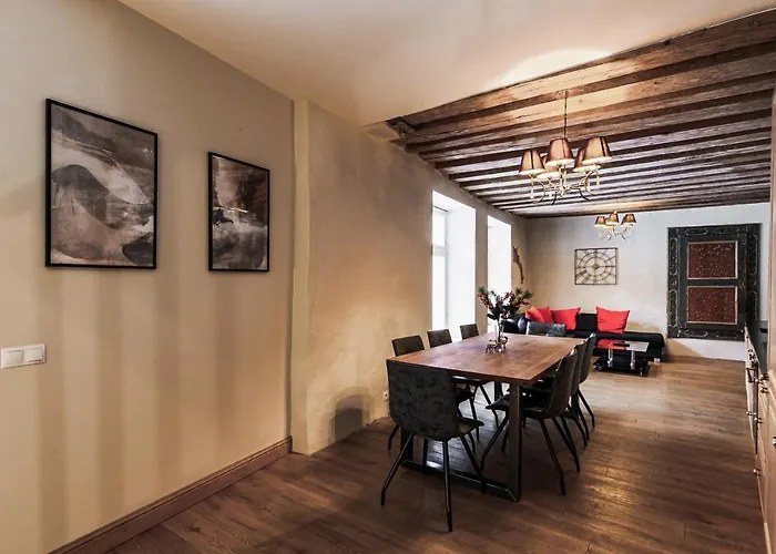 Airhome - Kuninga 塔林