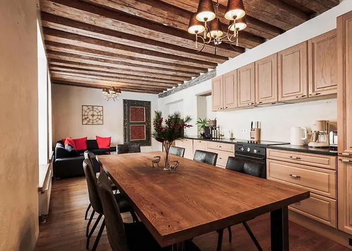 Airhome - Kuninga Apartment