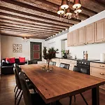 Airhome - Kuninga Apartamento