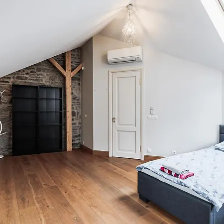 Airhome - Kuninga Tallinn